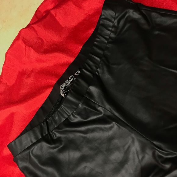 Leather leggings by guess - Picture 4 of 4